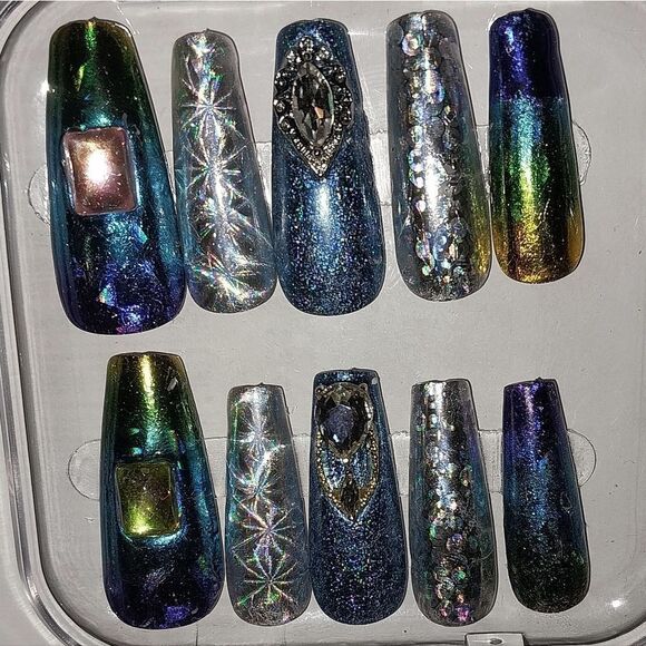 Hand crafted festive press on nails sz Large - Picture 8 of 8